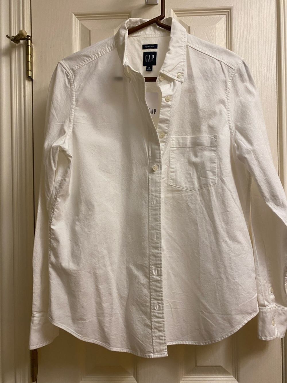 NWT Gap Perfect Shirt Medium